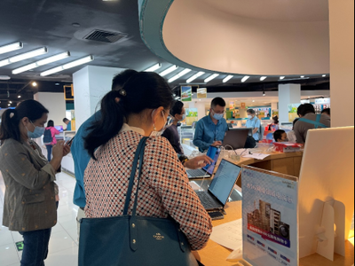 深圳消費電子和家電補貼啟動首日 市民熱情高漲，商家競相發力，電子產品銷售迎來熱潮